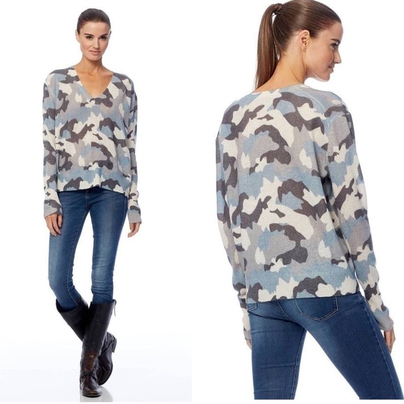 360 Cashmere Theo Deep V sweater in Blue Chalk Camo Print XS - Picture 3 of 8